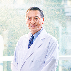 診療科長/教授　鈴木　淳