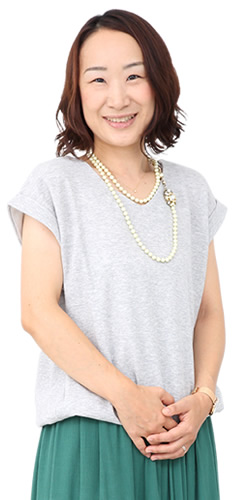 英語学科教授 嵐 洋子